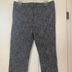 Ann Taylor 8p woven ankle length pants. NWT pockets black and white/gray.